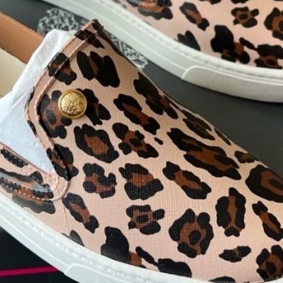 NIB [Vince Camuto] Marjetta Faux Leather Slip On Sneakers Womens Multiple Sizes! - Picture 4 of 11